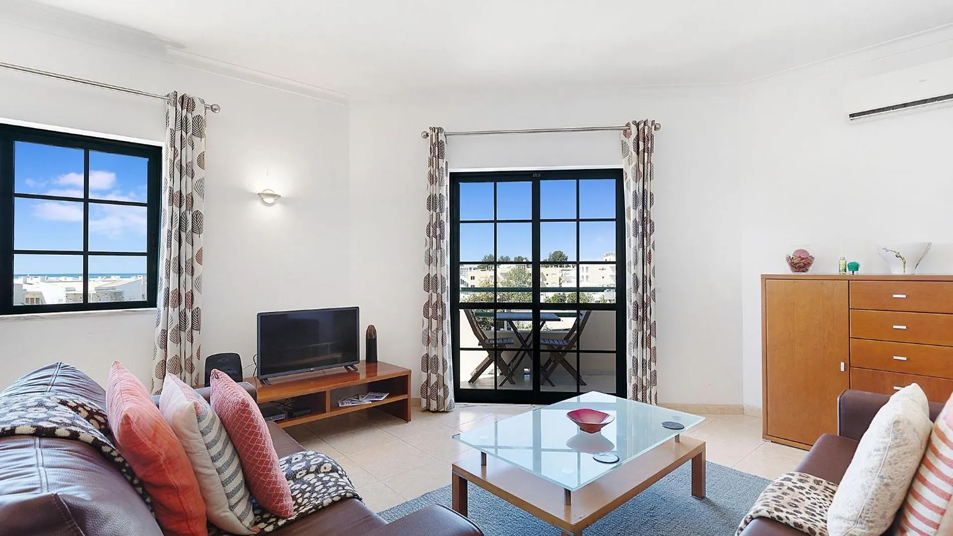 Two Bedroom Apartment In Dunas De Alvor Portugal